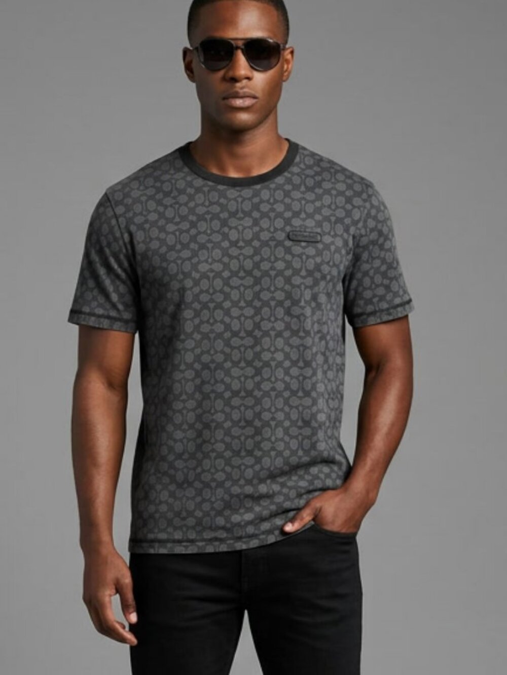 Men's Coach 100% Cotton Black and Grey Ring Neck T-Shirt Size XL